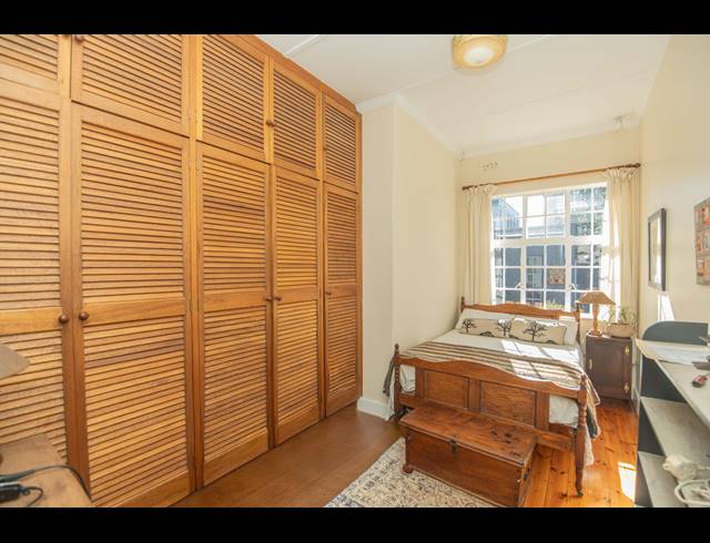 5 BEDROOM HOUSE FOR SALE IN ST GEORGES PARK